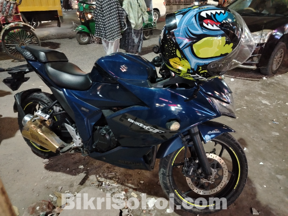 Suzuki Gixxer SF FI Abs